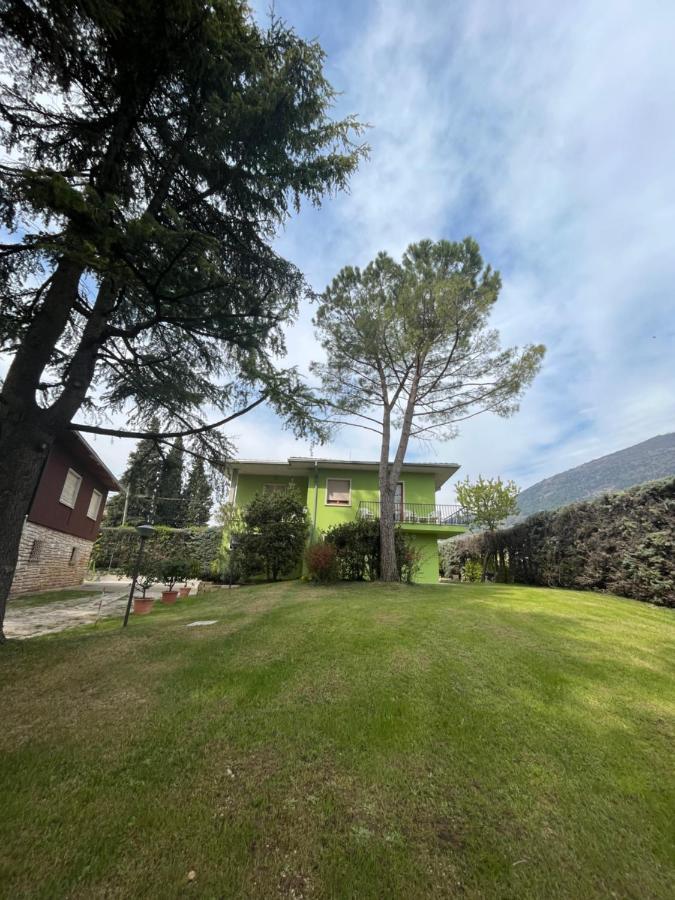 Secret Garden Egle Villa Caprino Veronese Luaran gambar